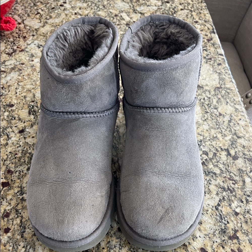 Uggs Women’s Mini Grey Boots Size 9